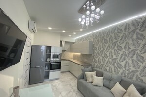 Продаж квартири, Одеса, р‑н. Приморський, Каманина, буд. 0