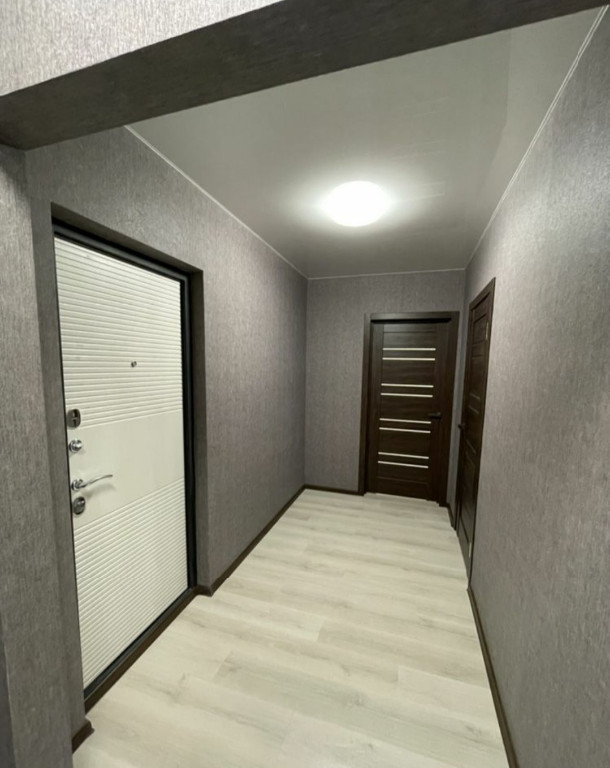 Продается 2-комнатная квартира 52 кв. м в Херсоне, просп. Адмирала Сенявина(Национальной Гвардии Украины) - фото 1