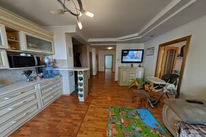 Продаж квартири, Івано-Франківськ, р‑н. Центр, Гагаріна Вовчинецька