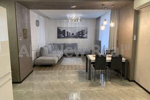 Продажа квартиры, Киев, р‑н. Лукьяновка, ст.м. Лукьяновская, Глубочицкая улица, дом 32