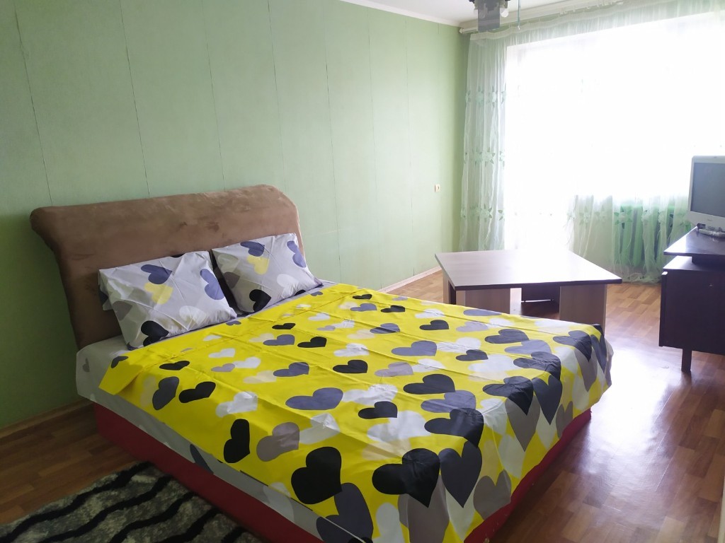 Здається в оренду 3-кімнатна квартира у Сумах, цена: 350 грн
