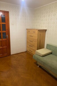 Продается 3-комнатная квартира 55 кв. м в Ужгороде, Заньковецкой улица