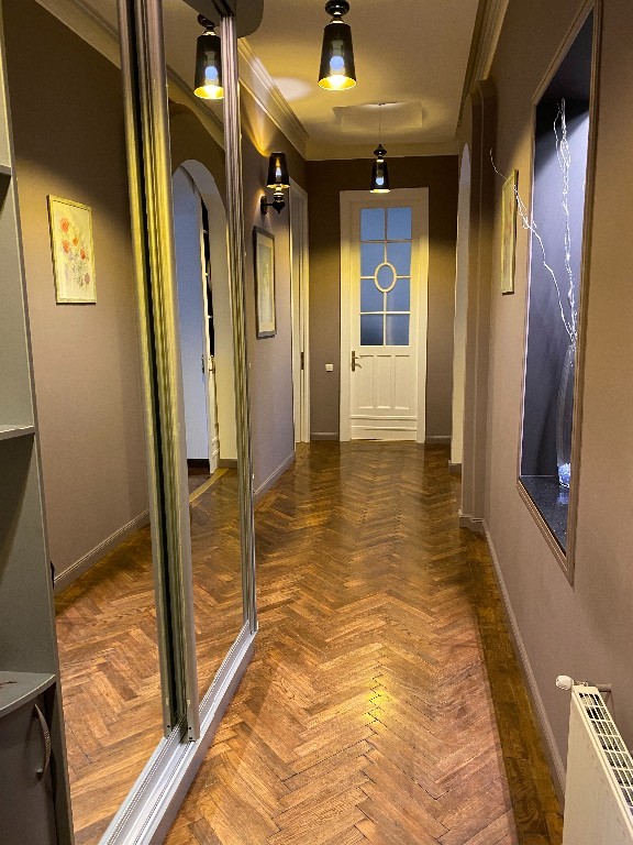 Продается 4-комнатная квартира 154 кв. м в, цена: 155000 $ - фото 1