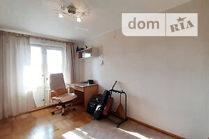 Продаж квартири, Одеса, р‑н. Малиновський, Академіка Філатова вулиця, буд. 90, кв. 215