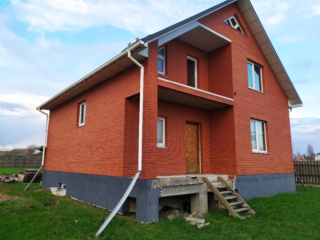 Продается дом на 2 этажа 200 кв. м с камином, цена: 95000 $ - фото 1