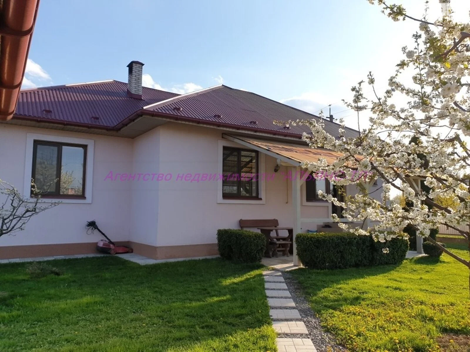 Продается одноэтажный дом 126 кв. м с террасой, цена: 128000 $ - фото 1