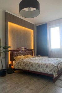 Продаж квартири, Одеса, р‑н. Приморський, Середньофонтанська вулиця, буд. 35, кв. 57