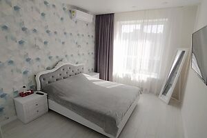Продажа квартиры, Киевская, Киево-Святошинский, c. Крюковщина, Бакінська, дом 1