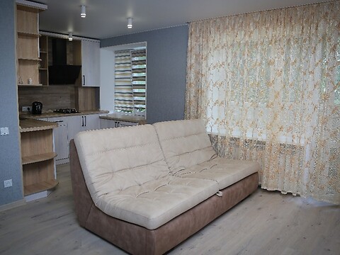 Здається в оренду 1-кімнатна квартира у Путивлі, цена: 800 грн