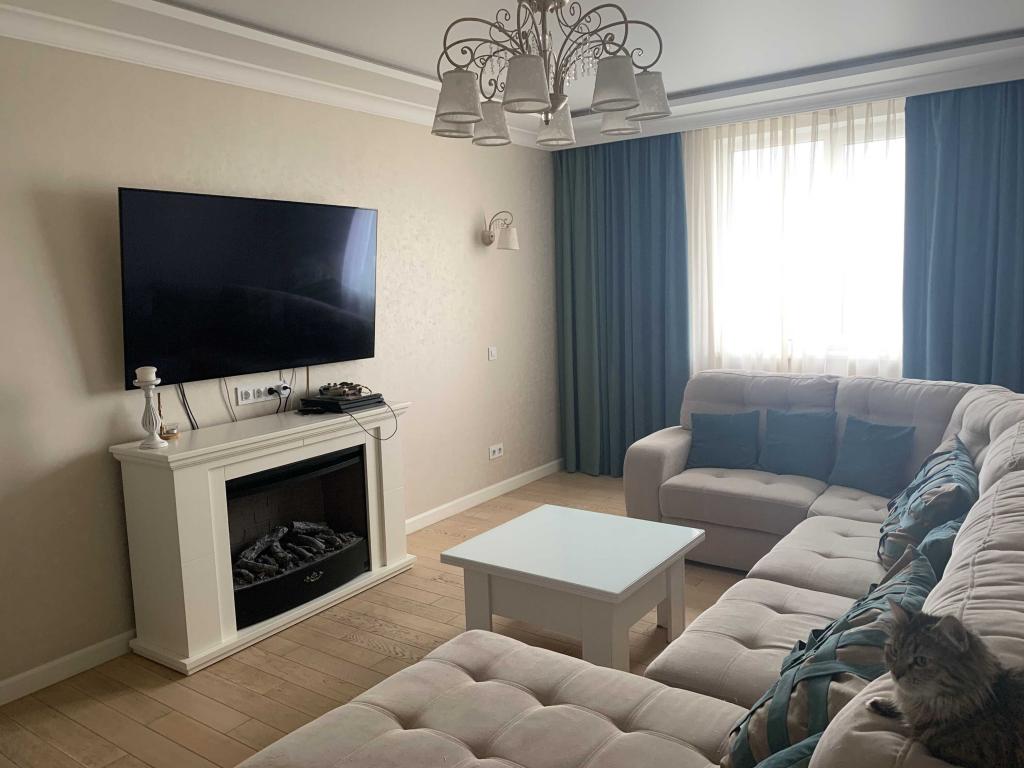 Продается 3-комнатная квартира 98 кв. м в Одессе, цена: 95000 $