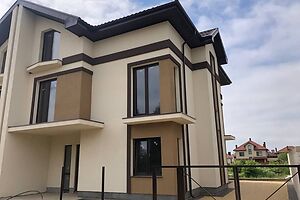 Продается дом на 3 этажа 250 кв. м с камином