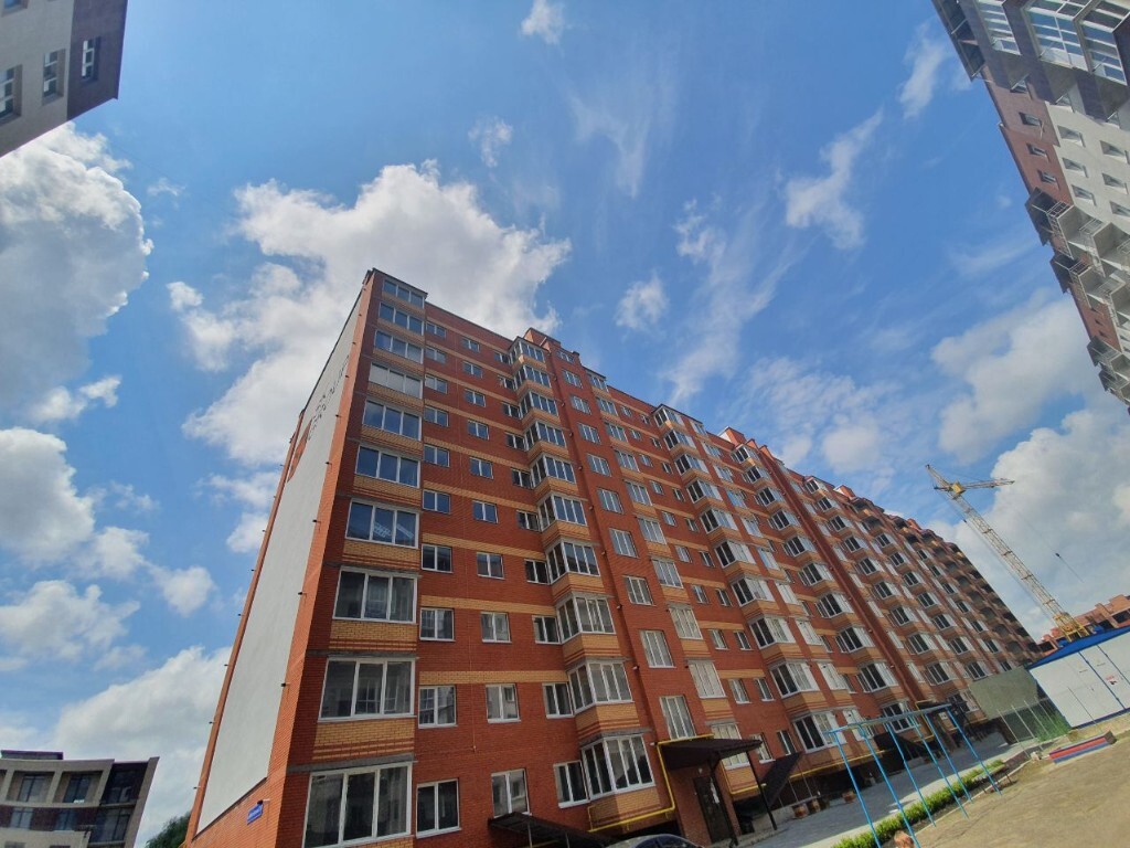 Продається 2-кімнатна квартира 68 кв. м у Хмельницькому, цена: 42000 $ - фото 1