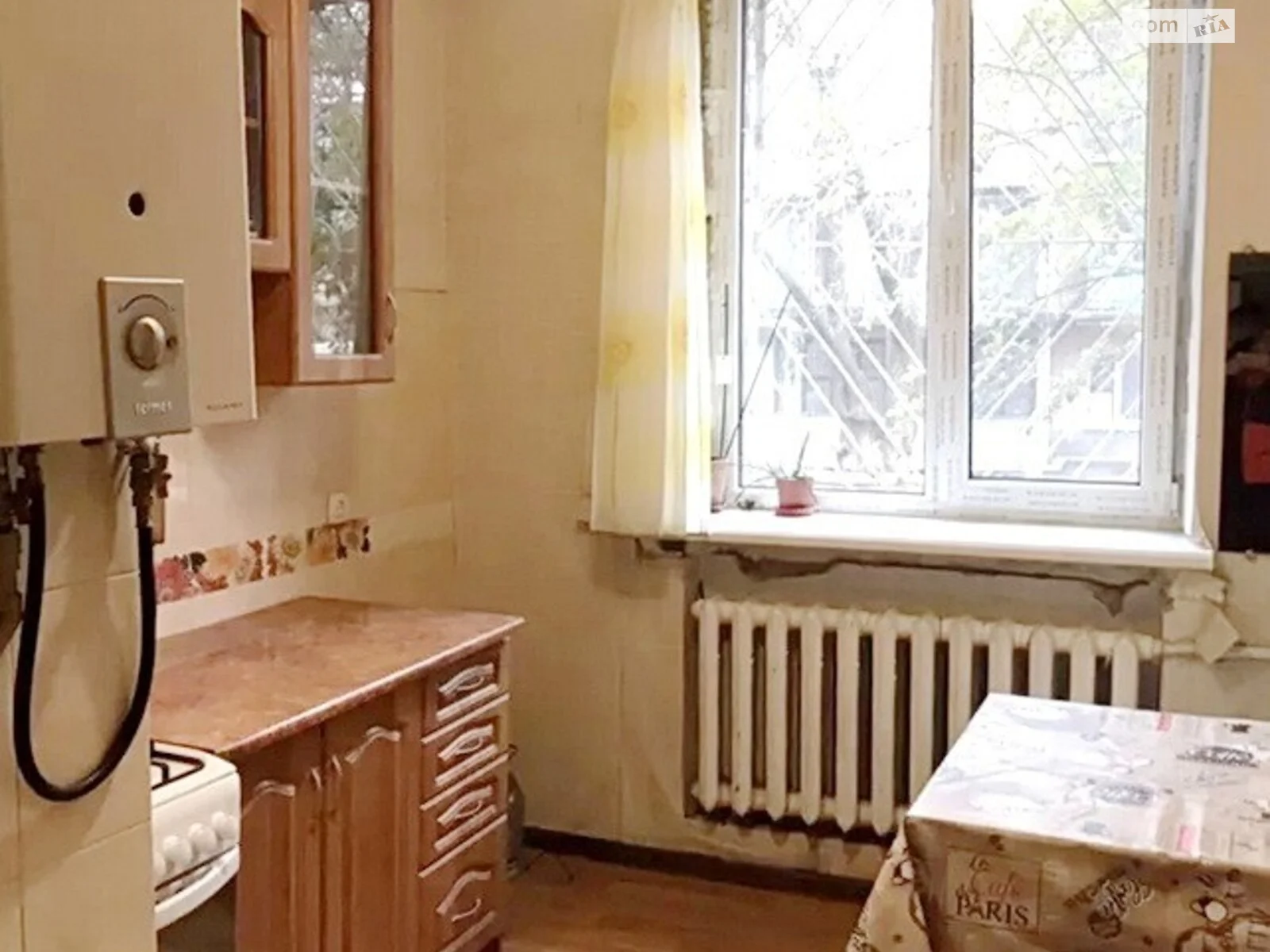 Продается 1-комнатная квартира 36 кв. м в Одессе, ул. Леонтовича