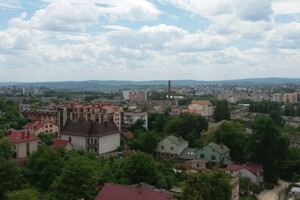 Продаж квартири, Чернівці, р‑н. Центр, Щербанюка вул, буд. 79