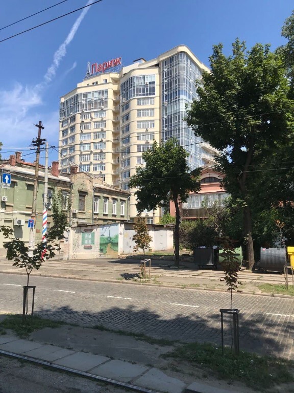 Продается 1-комнатная квартира 66 кв. м в Одессе, пер. Удельный, 6 - фото 1