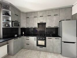 Довгострокова оренда квартири, Львів, р‑н. Франківський, Стрийська вулиця