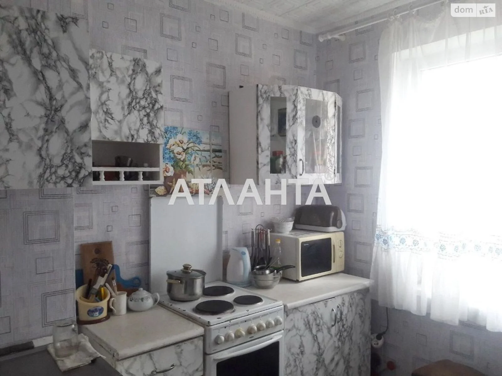 Продается 3-комнатная квартира 72 кв. м в Одессе, просп. Добровольского - фото 1