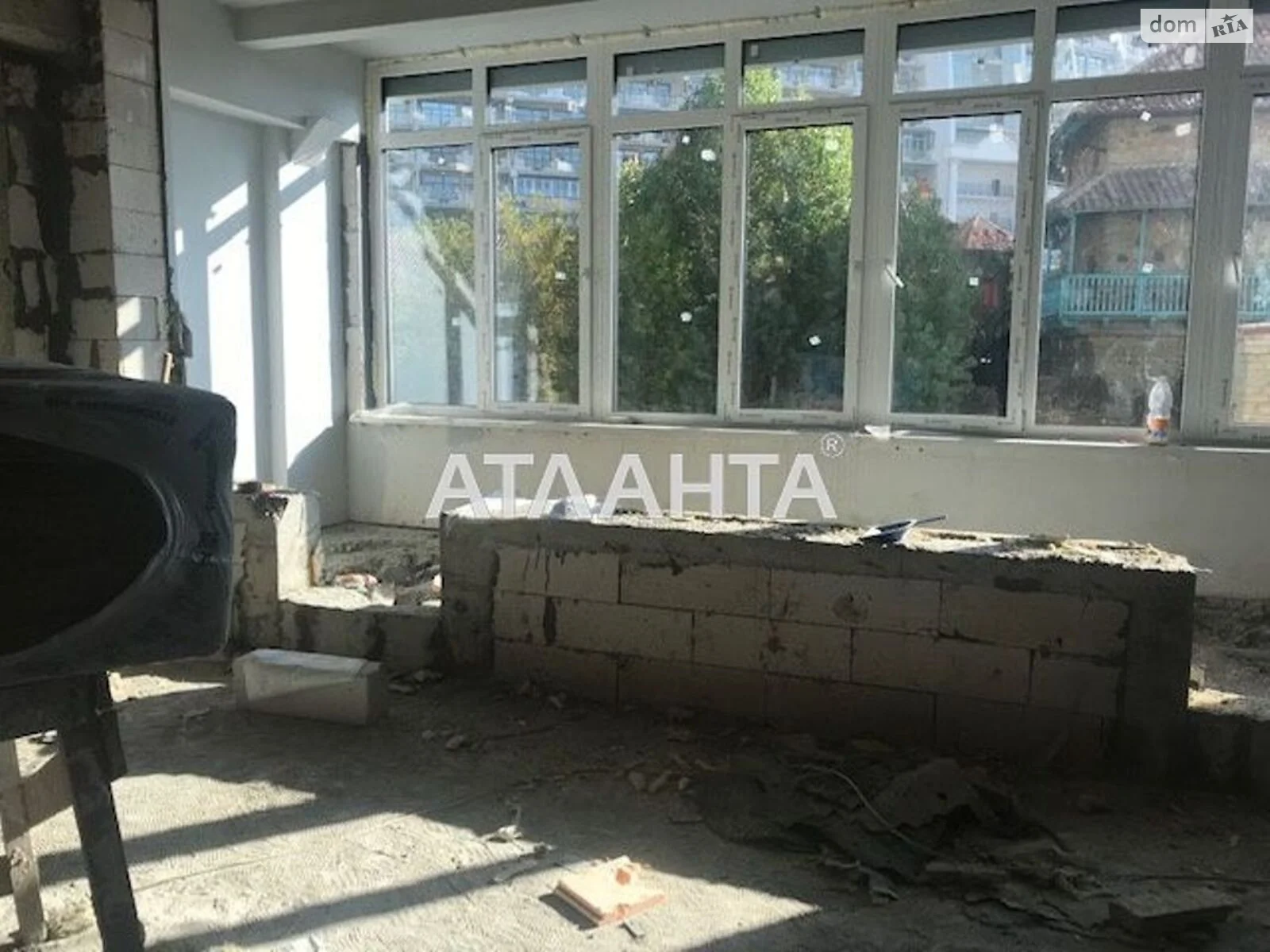 Продается 1-комнатная квартира 80 кв. м в Одессе - фото 2