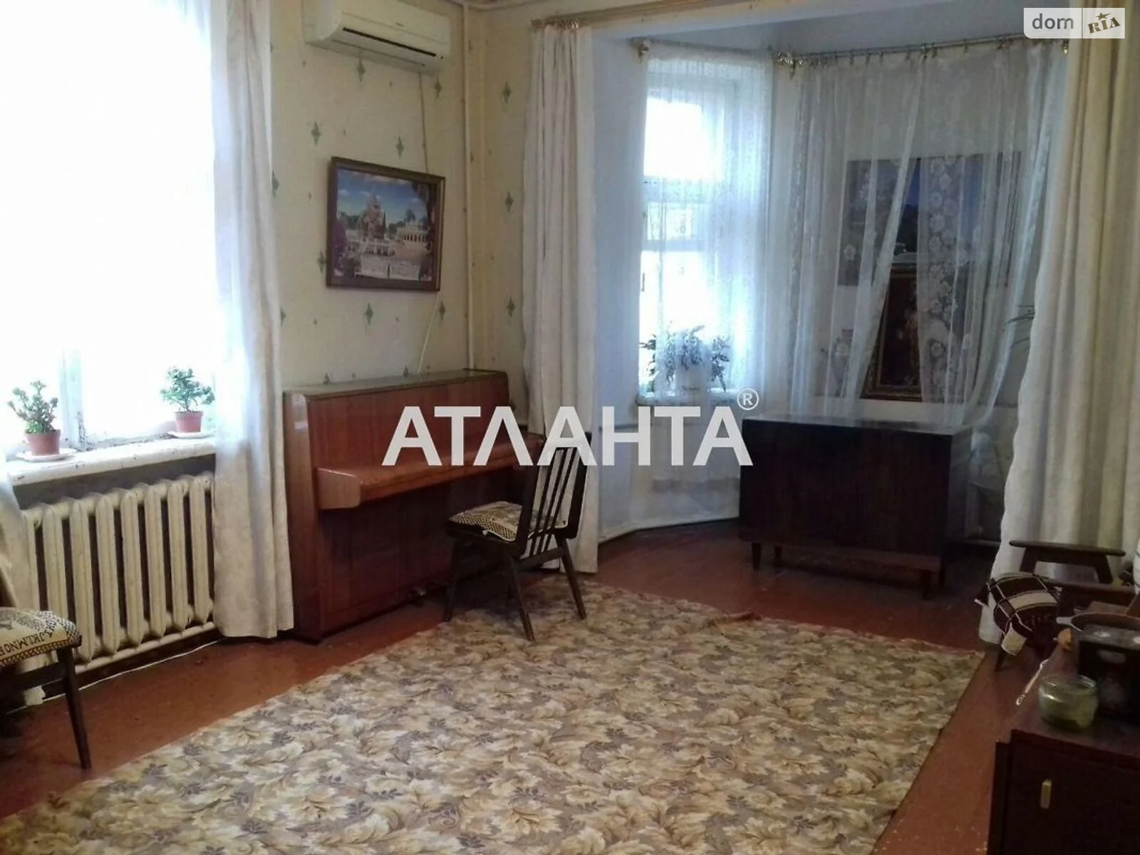 Продається 3-кімнатна квартира 67.4 кв. м у Дачному, цена: 23000 $