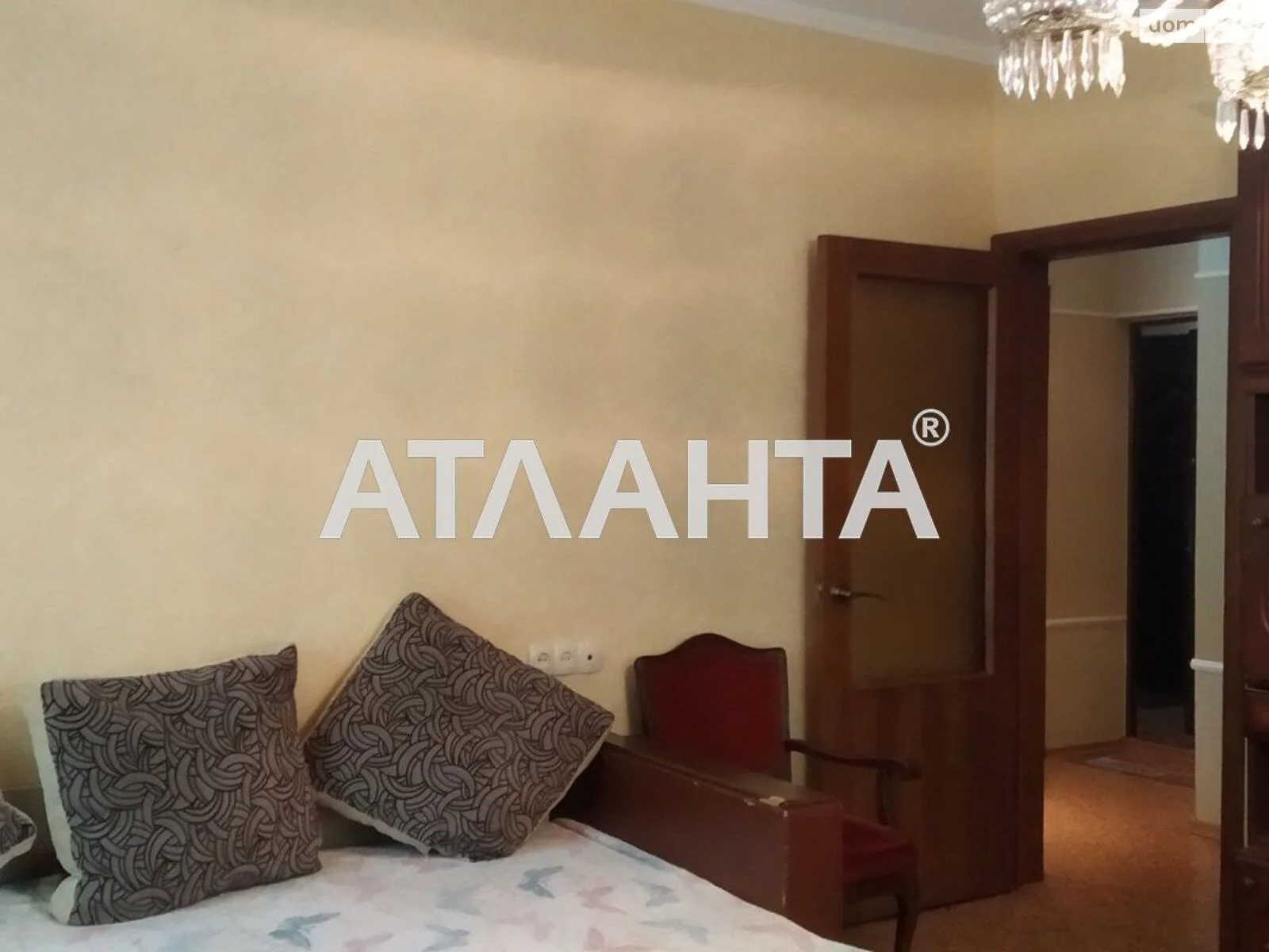 Продается 1-комнатная квартира 40.7 кв. м в Одессе, ул. Владислава Бувалкина(Генерала Бочарова)