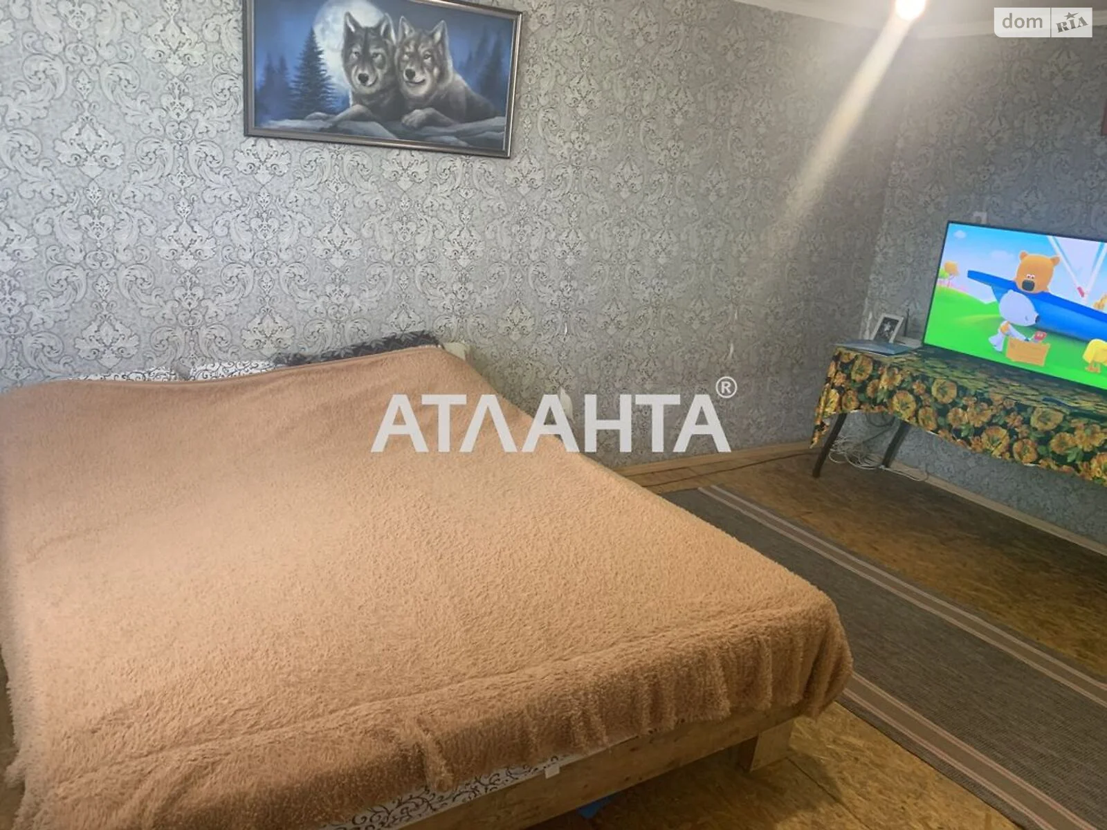 Продается одноэтажный дом 120 кв. м с камином, цена: 65000 $