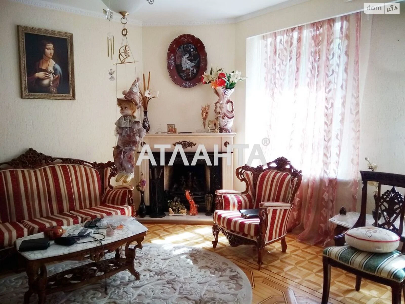 Продается дом на 3 этажа 385 кв. м с балконом, цена: 360000 $ - фото 1