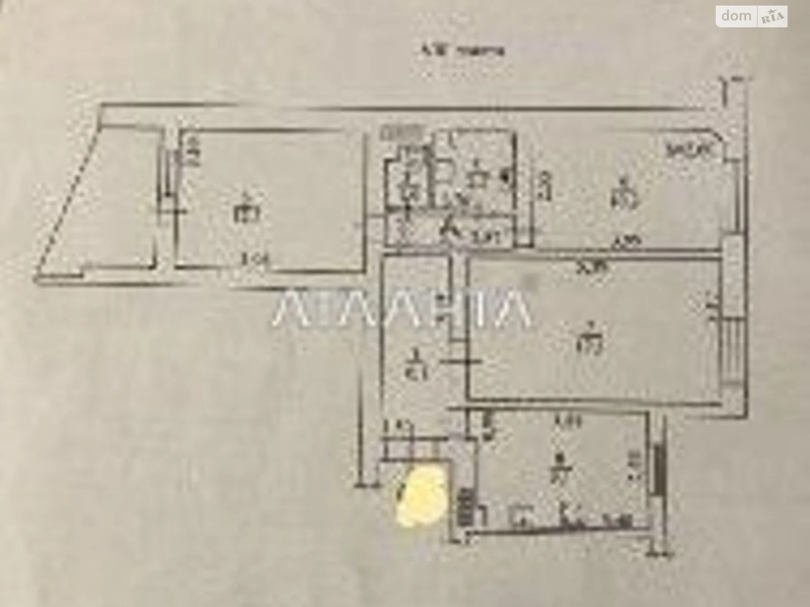 Продается 3-комнатная квартира 65 кв. м в Одессе, ул. Парковая