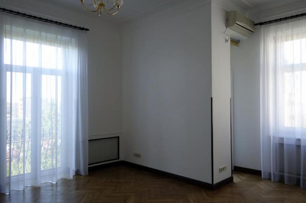 Сдается в аренду 4-комнатная квартира 160 кв. м в Киеве - фото 2