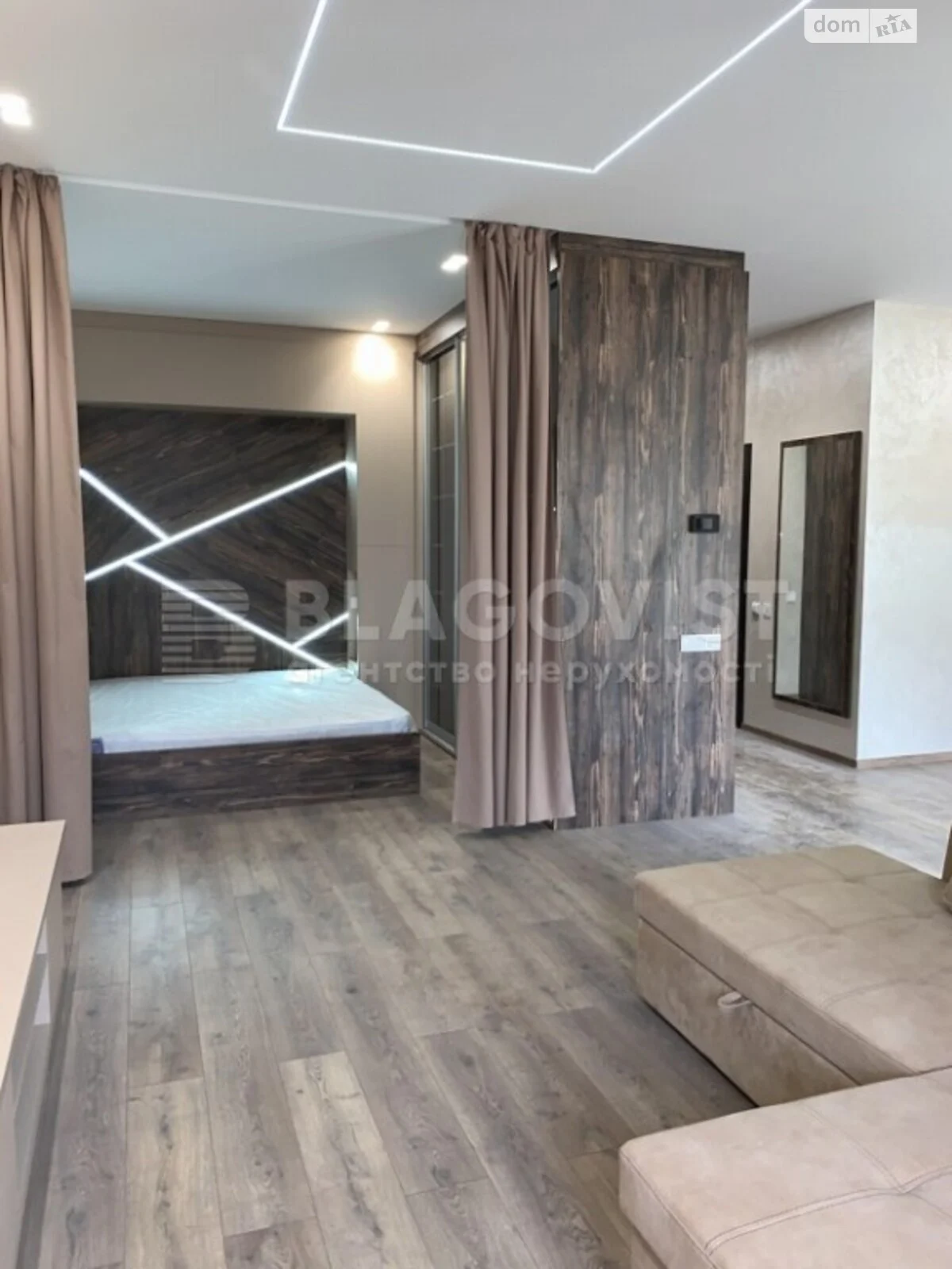 Продается 1-комнатная квартира 54 кв. м в Киеве, ул. Коновальца Евгения, 36Е - фото 1