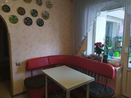 Продається 4-кімнатна квартира 114 кв. м у Києві, Елены Пчилки
