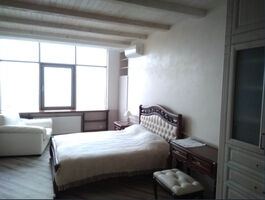 Продается 2-комнатная квартира 89 кв. м в Киеве, Дарницкий бульвар