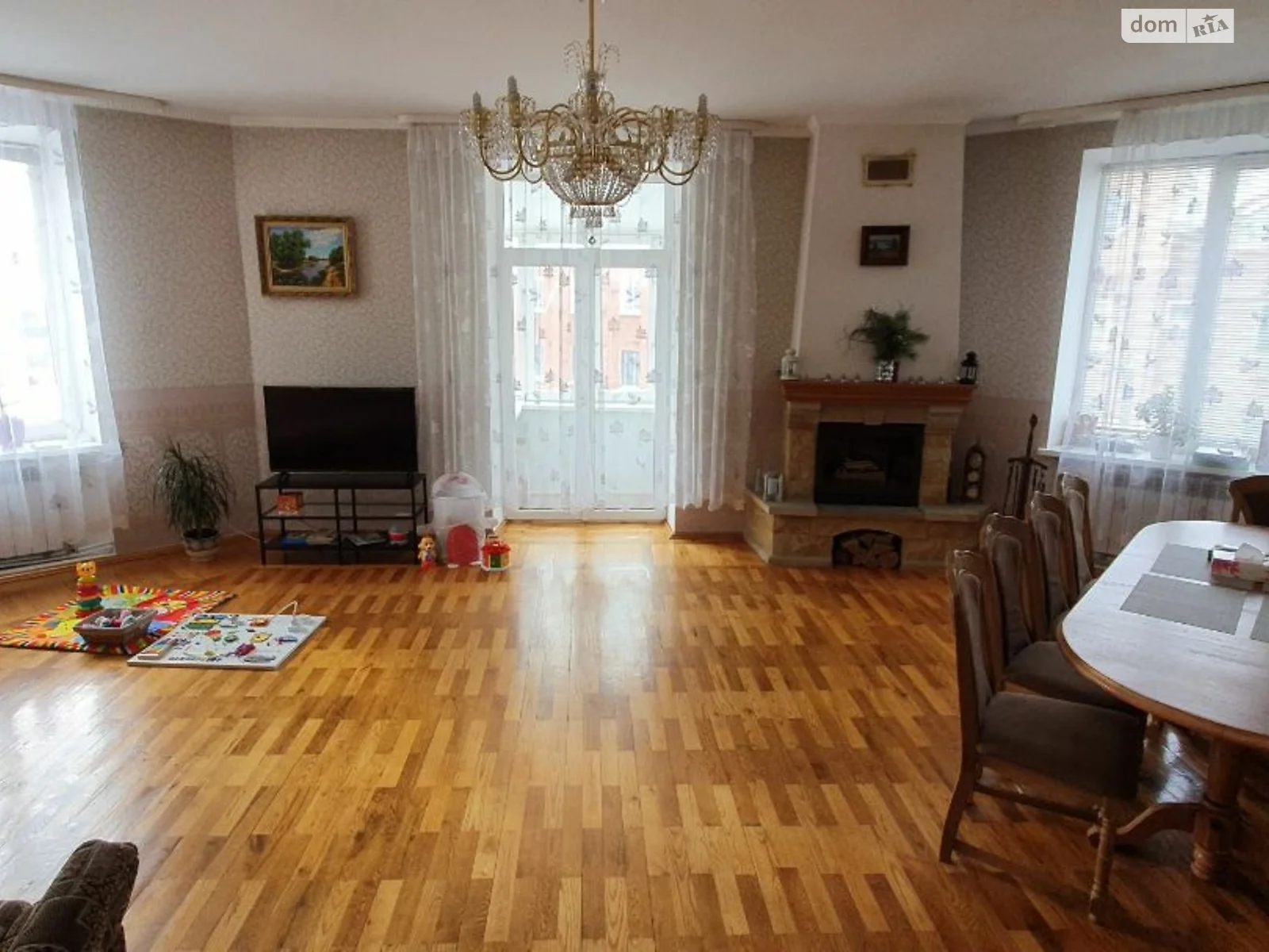 Продается 3-комнатная квартира 87 кв. м в Жмеринке, цена: 60000 $