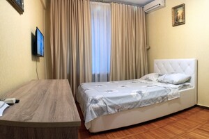 Здається в оренду 1-кімнатна квартира у Полтаві, цена: 600 грн