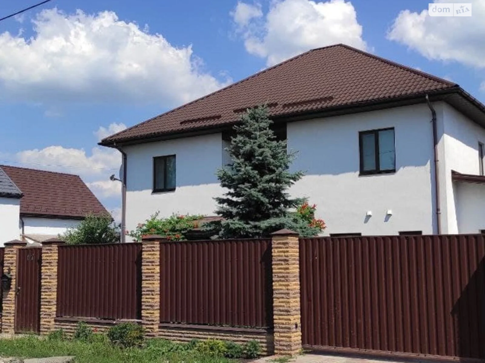 Продається будинок 2 поверховий 313 кв. м з балконом, цена: 290000 $ - фото 1