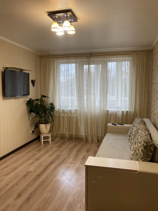 Продается 3-комнатная квартира 70 кв. м в Днепре, цена: 48000 $