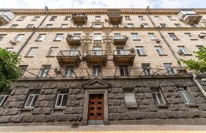 Довгострокова оренда приміщення вільного призначення, Київ, р‑н. Шевченківський, ст.м. Театральна, Пушкінська вулиця