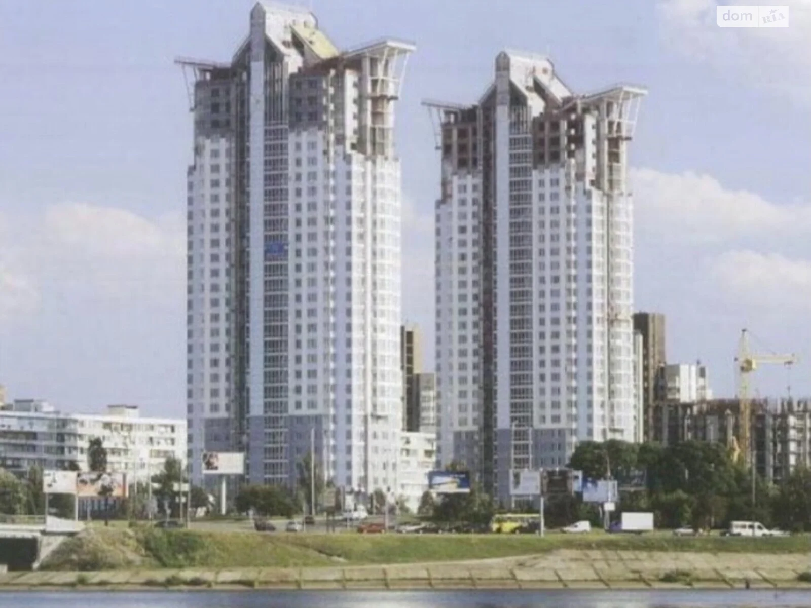 Продается 2-комнатная квартира 85 кв. м в Киеве, наб. Днепровская, 1А - фото 1