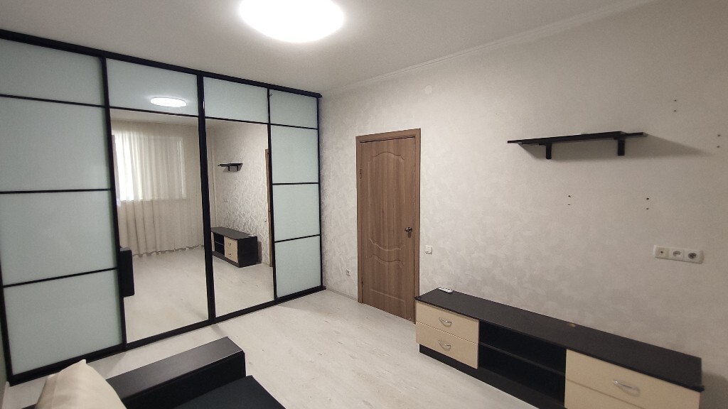 Продается 1-комнатная квартира 30 кв. м в Ирпене, ул. Лесная