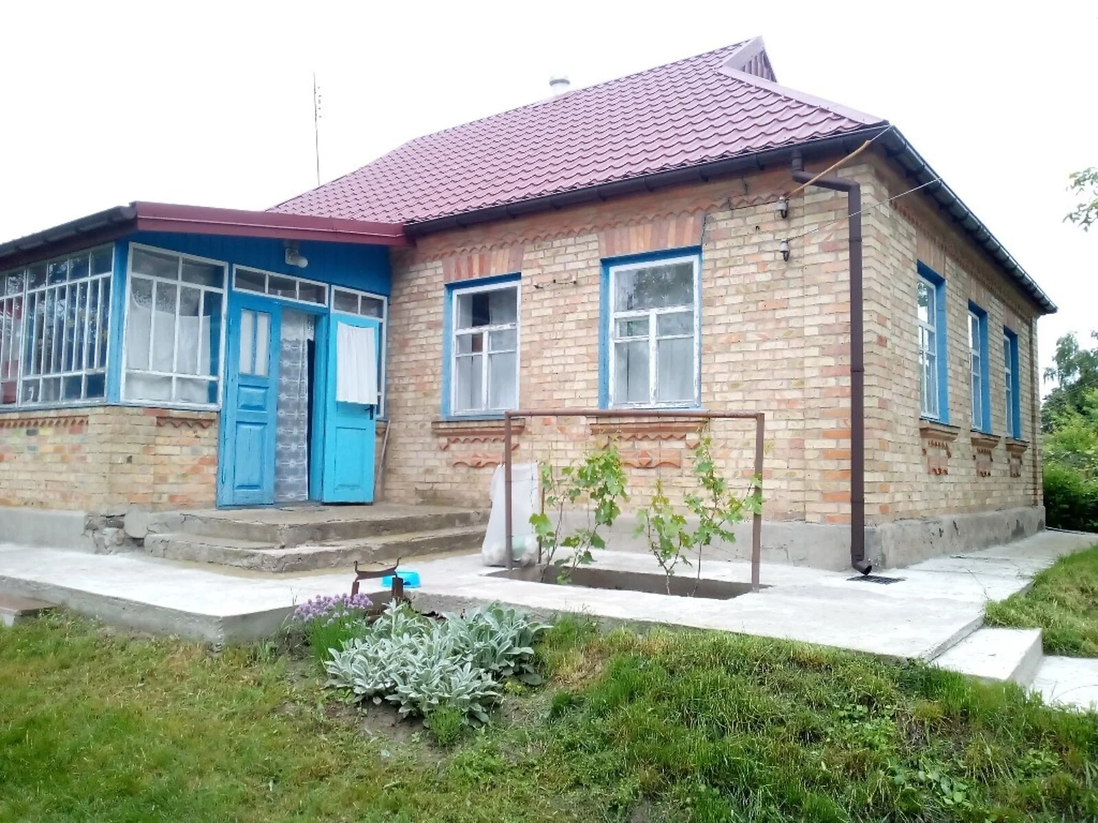 Продается одноэтажный дом 85 кв. м с балконом, цена: 11000 € - фото 1