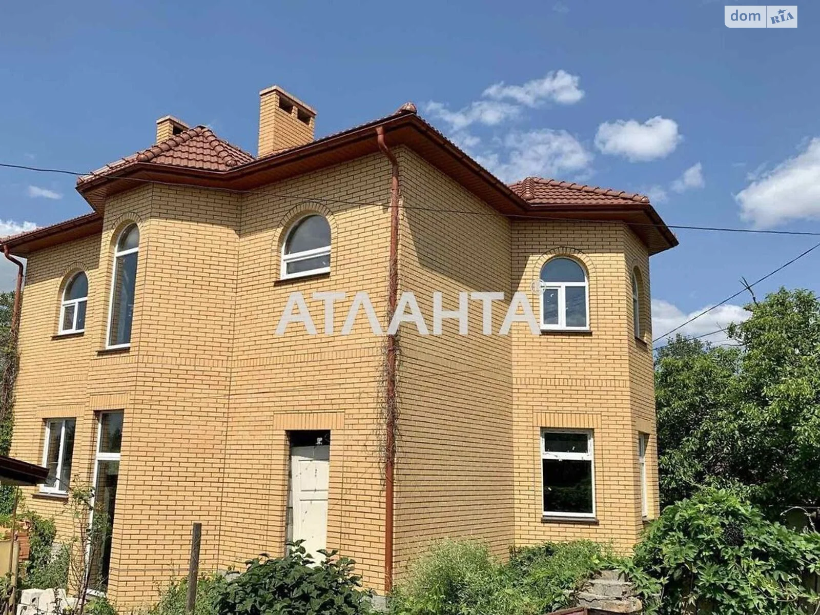 Продается дом на 2 этажа 170 кв. м с беседкой, цена: 145000 $ - фото 1