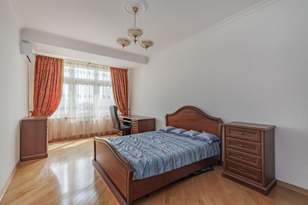 Сдается в аренду 5-комнатная квартира 240 кв. м в Киеве - фото 2