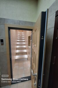 Продається 2-кімнатна квартира 86 кв. м у Запоріжжі, вул. Олександра Говорухи