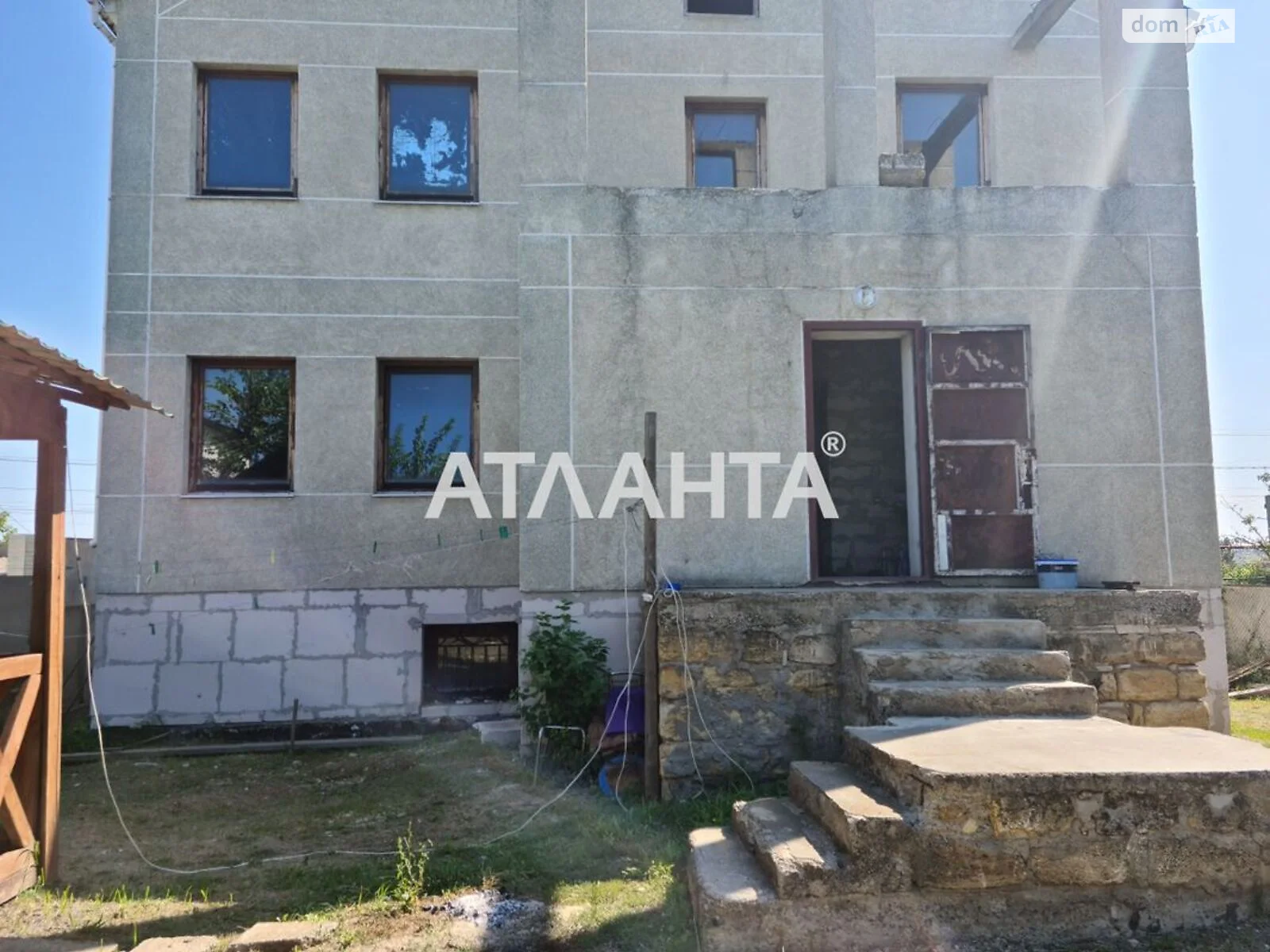 Продається будинок 3 поверховий 314 кв. м з каміном, цена: 85000 $