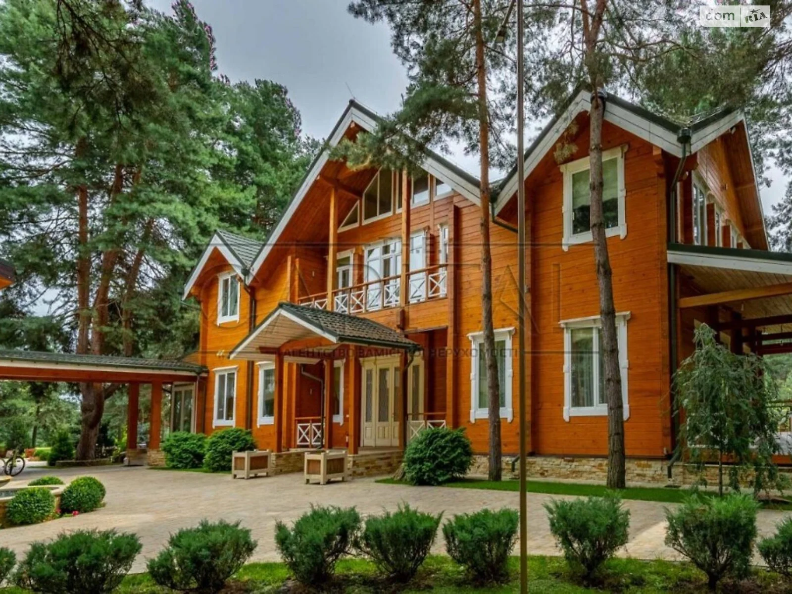 Продається будинок 2 поверховий 1300 кв. м з подвалом, цена: 3400000 $ - фото 1