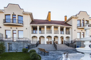 Продается часть дома 1200 кв. м с камином, цена: 1300000 $