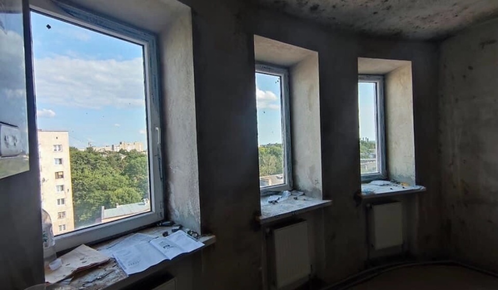 2-комнатная квартира 71 кв. м в Тернополе, ул. Чайковского, 1 - фото 1