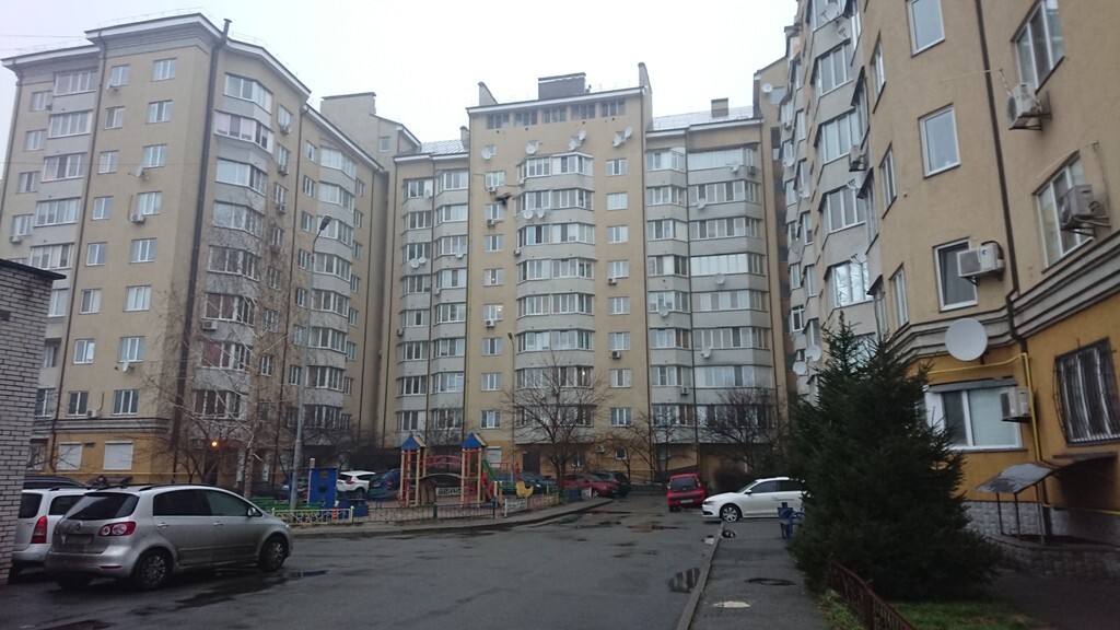 Продается 2-комнатная квартира 74 кв. м в Вишневом, ул. Леси Украинки, 19