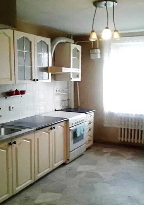 Продается 4-комнатная квартира 80 кв. м в Одессе, ул. Ильфа и Петрова