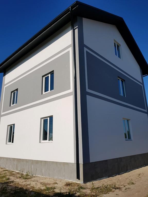 Продается дом на 2 этажа 144.1 кв. м с террасой, цена: 150000 $ - фото 1