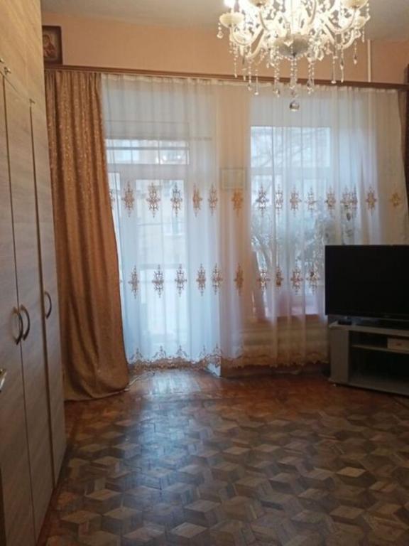 Продается 4-комнатная квартира 60 кв. м в Одессе, ул. Градоначальницкая, 21 - фото 1